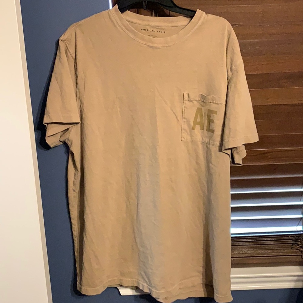 American Eagle Short Sleeved Tee w/ Front Pocket